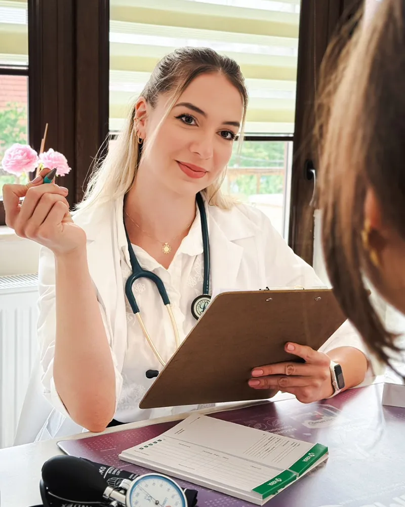 Dr Hocopan Ozana medic specialist nefrologie oradea clinica artemis therapy medic nefrolog nufarul oradea