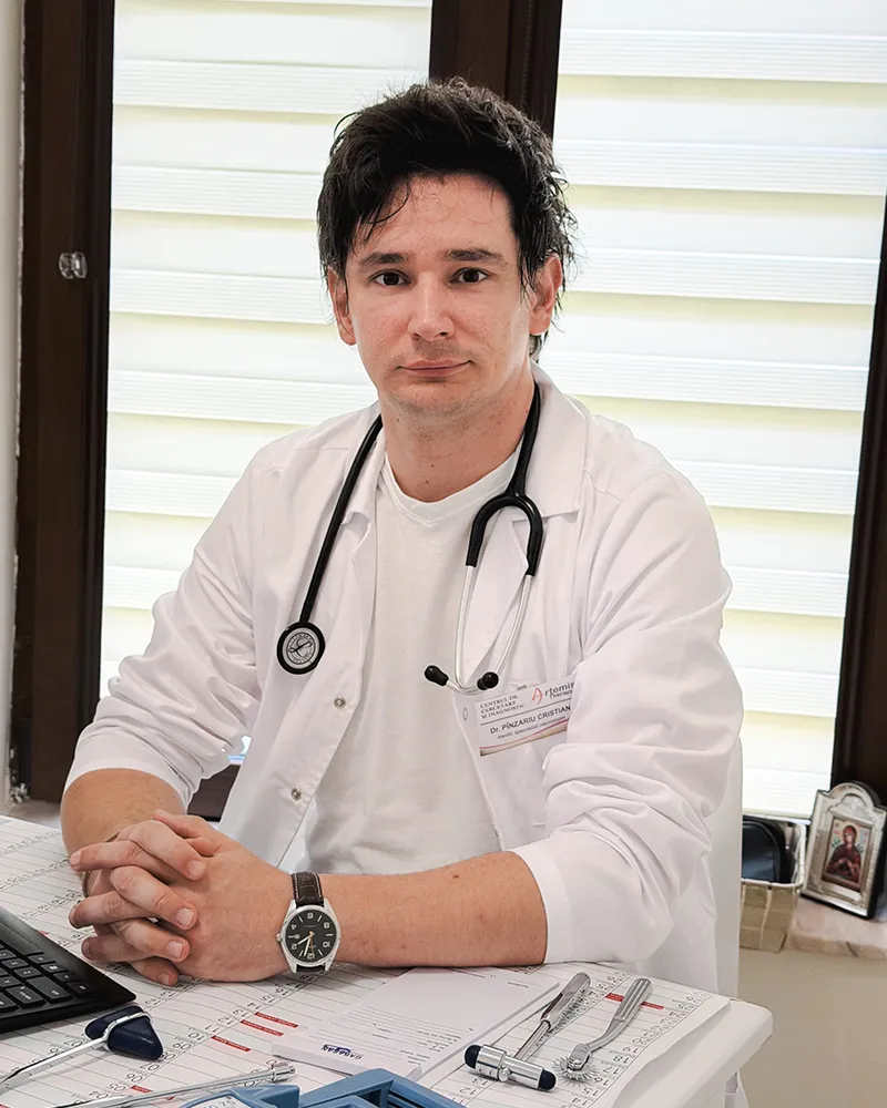 Dr Pinzariu Cristian - medic specialist Neurologie Oradea clinica artemis therapy